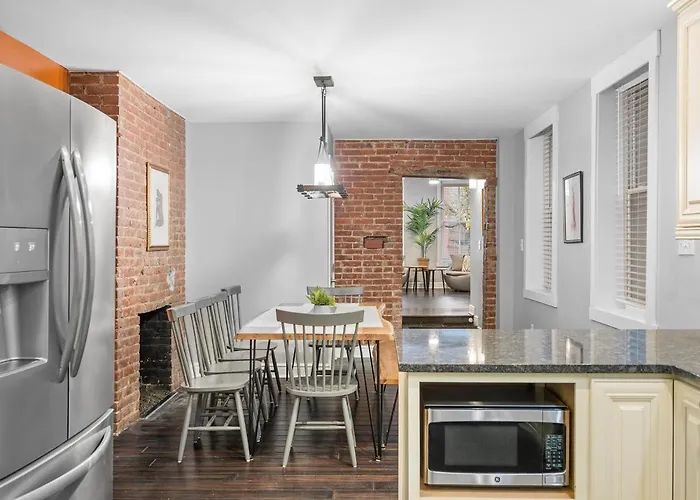 Stylish 4 Bedroom Loft Home, North Shore, Skyline View Close To Nhl, Nfl * Pittsburgh