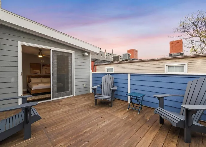 Ferienhaus Stylish 4 Bedroom Loft Home, North Shore, Skyline View Close To Nhl, Nfl